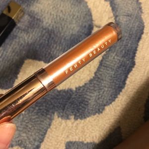 Never Used FENTY Lip Gloss in Bilingual